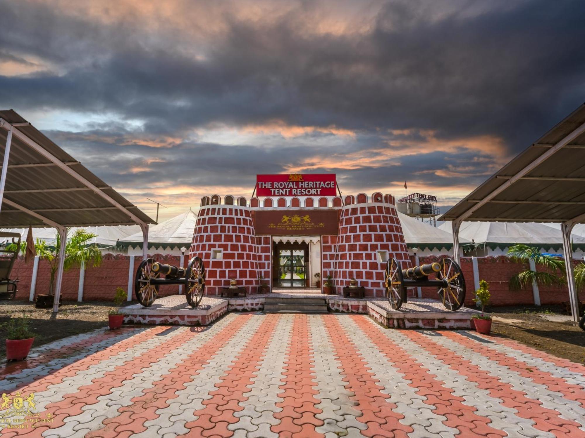 The Royal Heritage Tent Resort- Statue Of Unity Kevadia المظهر الخارجي الصورة